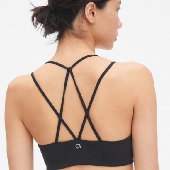 Gap fit black sports bra with double criss cross straps, Small - Picture 6 of 6